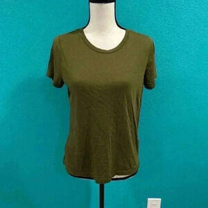 BP green tee shirt in size small